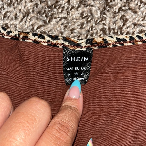 SHEIN leopard print crop top, worn once, no pilling - Picture 2 of 3